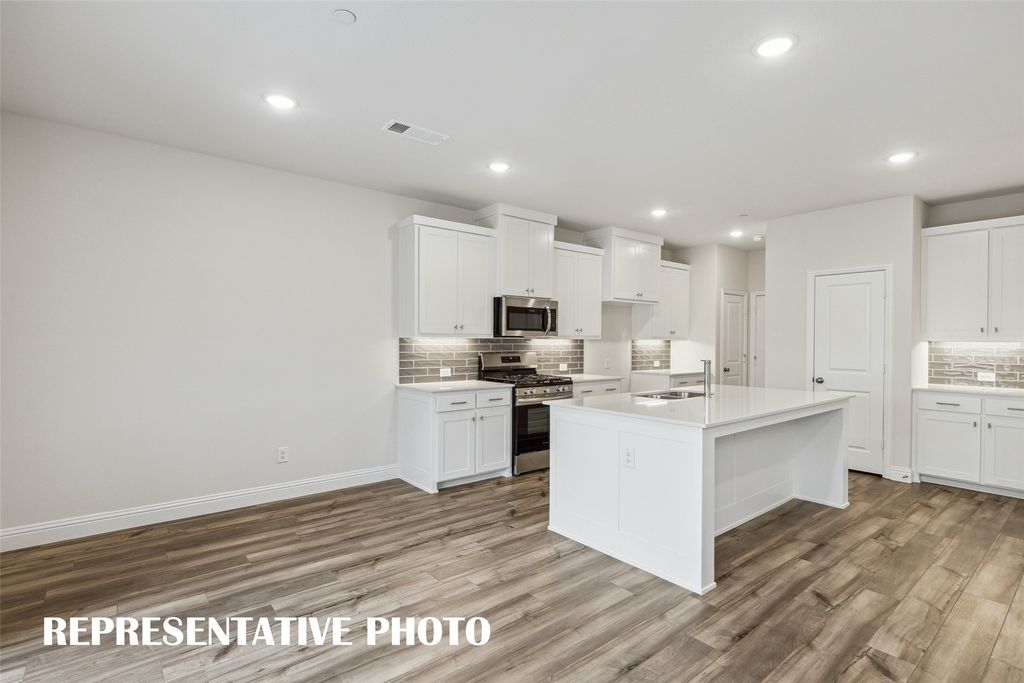3706 Pierce Lane, Grand Prairie, TX 75052 — photo 5