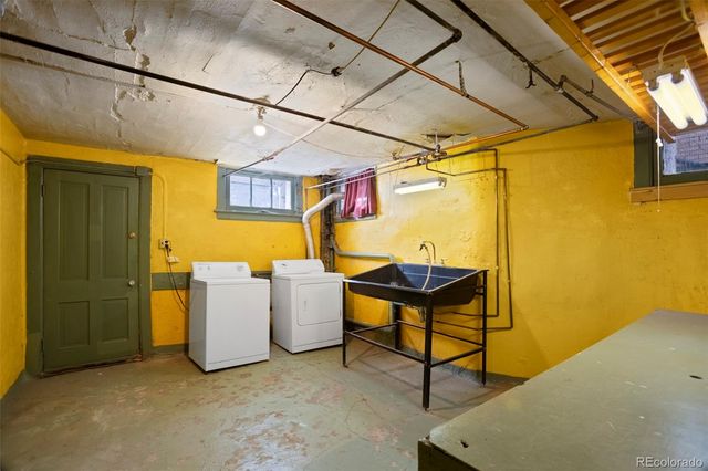 1060 Cook Street, Denver, CO 80206