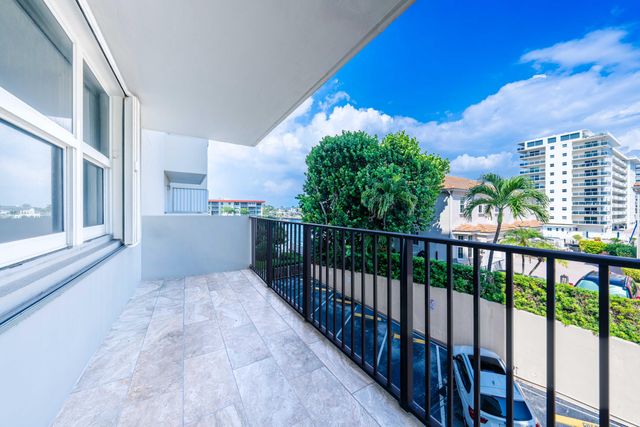 1150 Hillsboro Mile 202, Hillsboro Beach, FL 33062