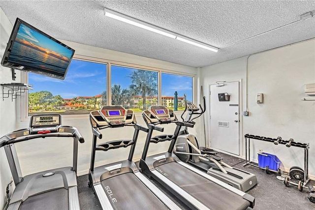 1150 Hillsboro Mile 202, Hillsboro Beach, FL 33062