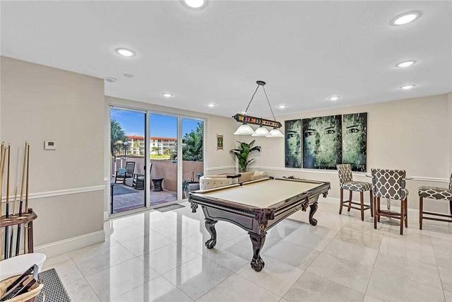 1150 Hillsboro Mile 202, Hillsboro Beach, FL 33062