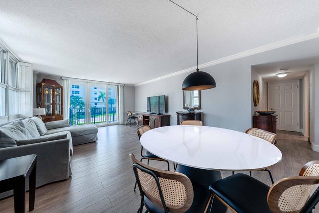 1150 Hillsboro Mile 202, Hillsboro Beach, FL 33062
