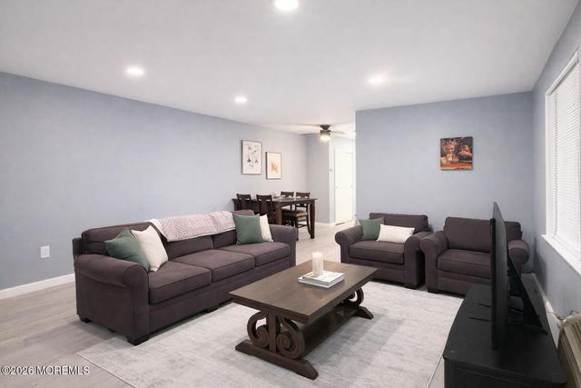 289 Main Street 6G, Spotswood, NJ 08884