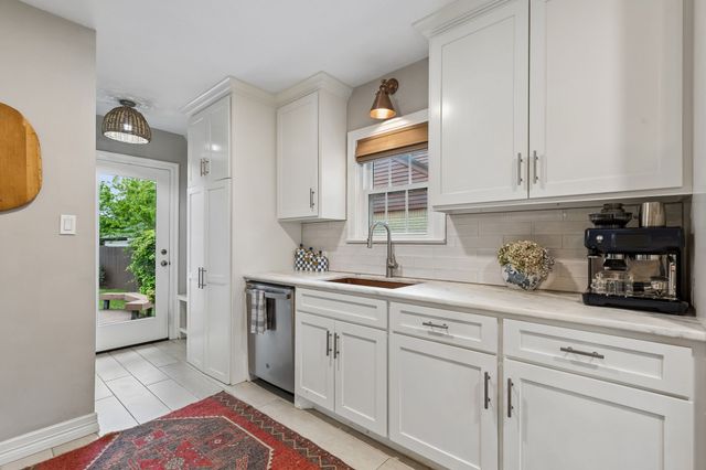 6038 Anita Street, Dallas, TX 75206