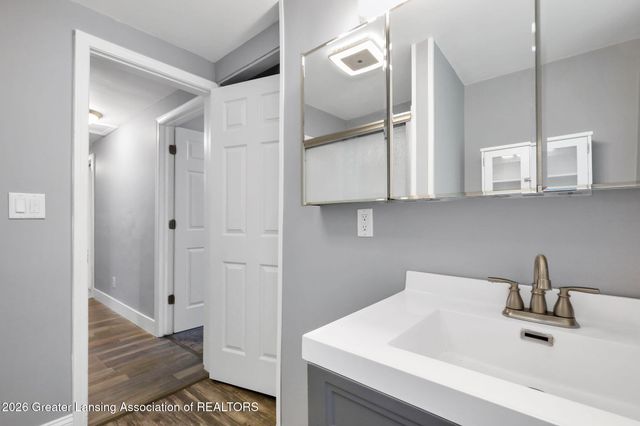 2927 Abbot Road, East Lansing, MI 48823