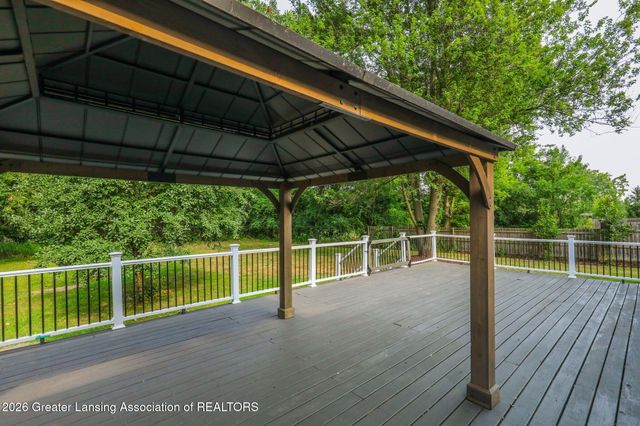 2927 Abbot Road, East Lansing, MI 48823