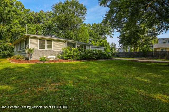 2927 Abbot Road, East Lansing, MI 48823