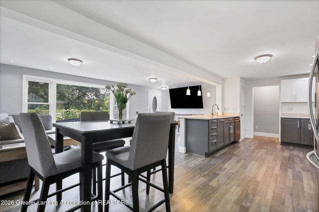 2927 Abbot Road, East Lansing, MI 48823