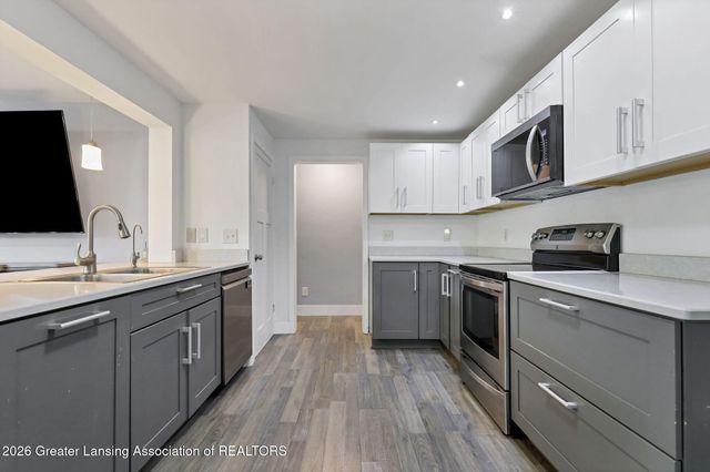 2927 Abbot Road, East Lansing, MI 48823
