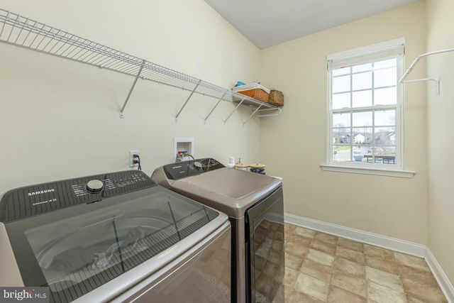 205 WINTERWOOD LN, Mullica Hill, NJ 08062