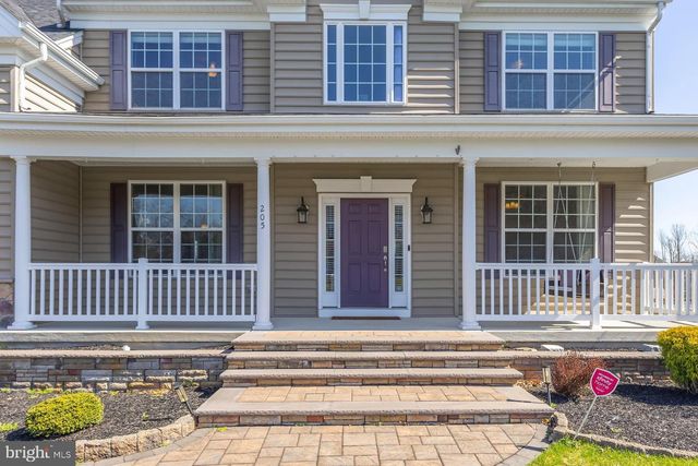 205 WINTERWOOD LN, Mullica Hill, NJ 08062