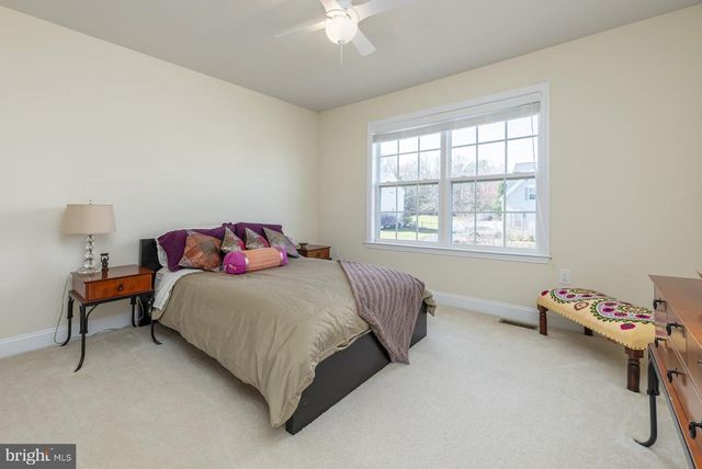 205 WINTERWOOD LN, Mullica Hill, NJ 08062