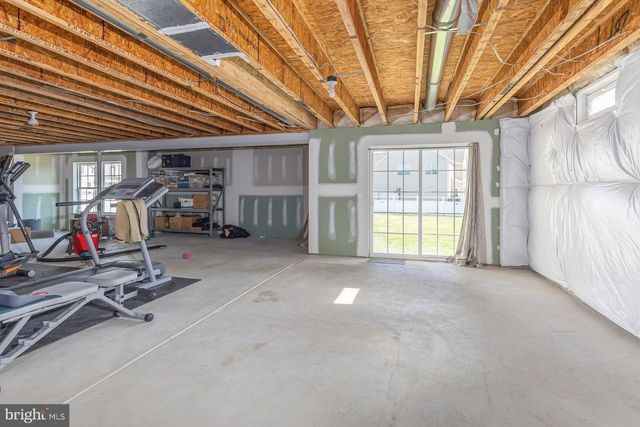 205 WINTERWOOD LN, Mullica Hill, NJ 08062