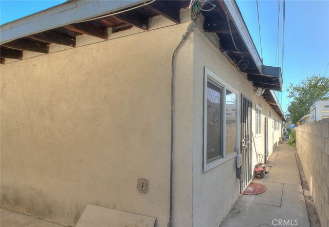 5853 Loveland, Bell Gardens, CA 90201