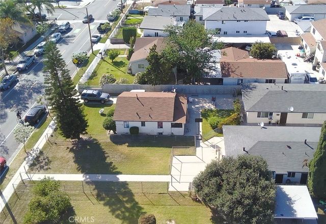 5853 Loveland, Bell Gardens, CA 90201