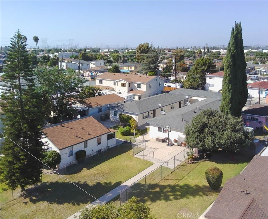 5853 Loveland, Bell Gardens, CA 90201 — photo 2