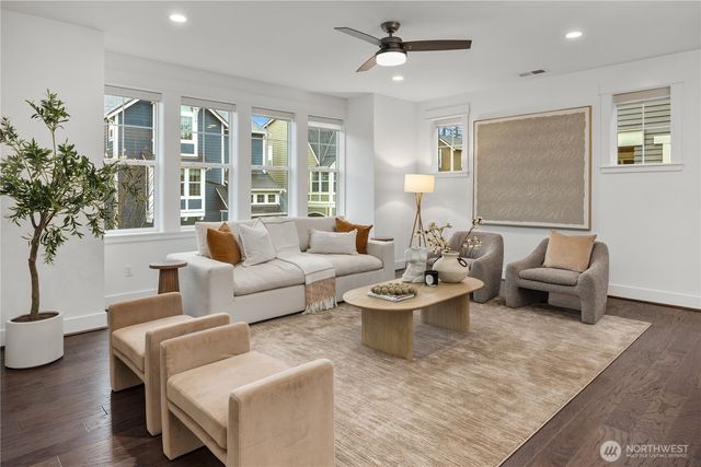 18601 46th Avenue SE, Bothell, WA 98012