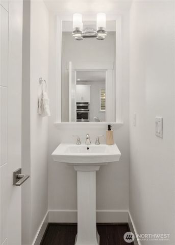 18601 46th Avenue SE, Bothell, WA 98012