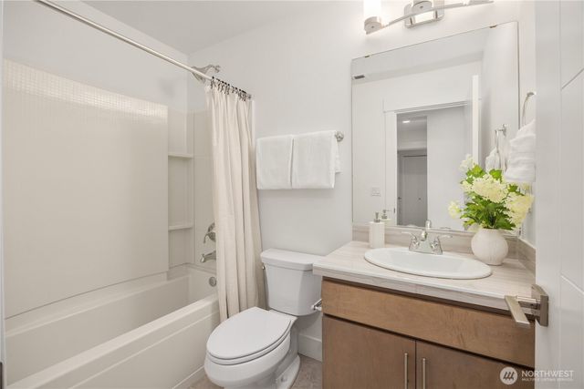 18601 46th Avenue SE, Bothell, WA 98012