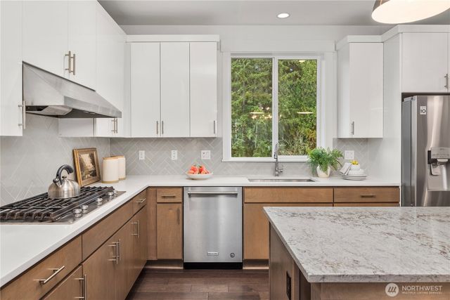 18601 46th Avenue SE, Bothell, WA 98012