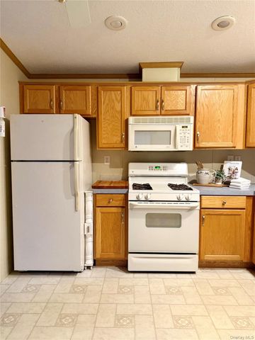 17 N Mountain View, Stony Point, NY 10980