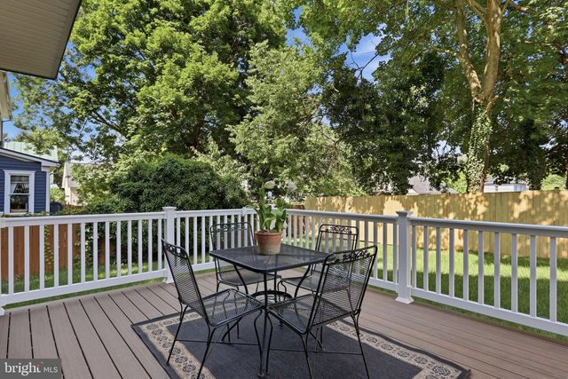 238 BLUE RIDGE AVE, Front Royal, VA 22630