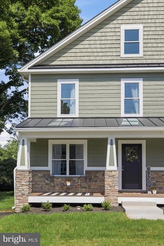 238 BLUE RIDGE AVE, Front Royal, VA 22630