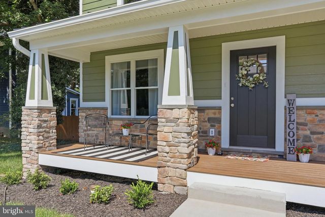 238 BLUE RIDGE AVE, Front Royal, VA 22630