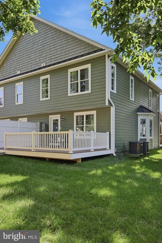 238 BLUE RIDGE AVE, Front Royal, VA 22630