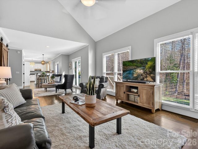 13446 Scanlan Way, Davidson, NC 28036