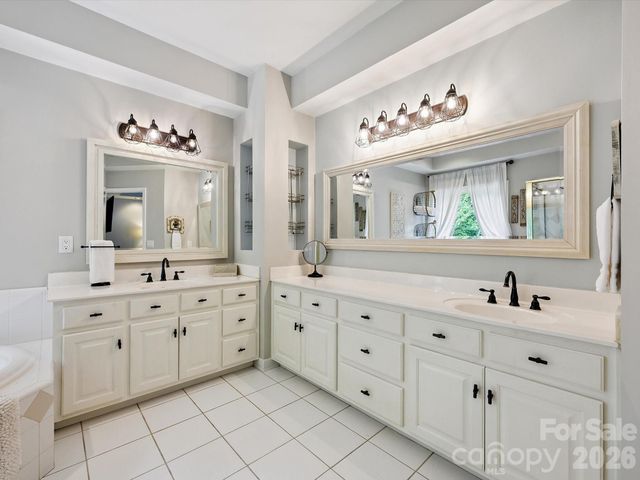 13446 Scanlan Way, Davidson, NC 28036