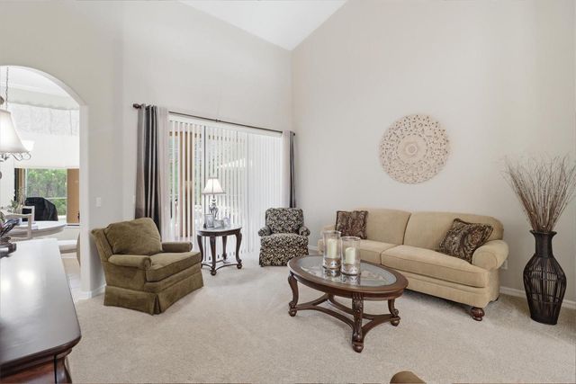 6 HEUCHERA COURT W, Homosassa, FL 34446