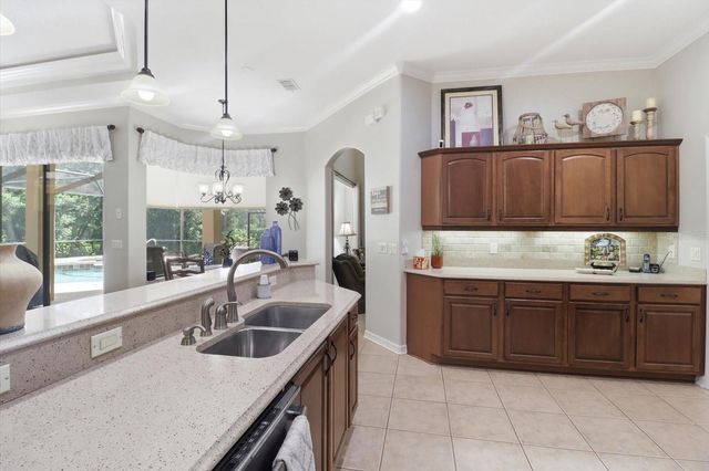 6 HEUCHERA COURT W, Homosassa, FL 34446
