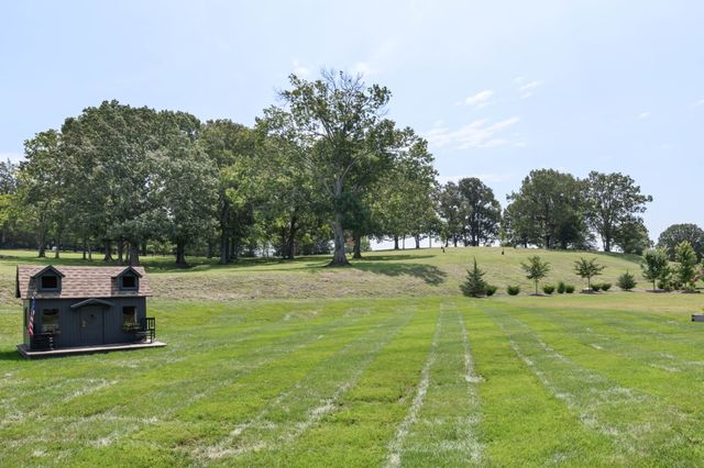 7124 Newfields Ct, College Grove, TN 37046