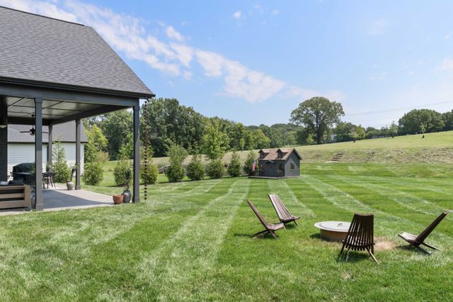 7124 Newfields Ct, College Grove, TN 37046