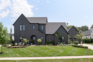 7124 Newfields Ct, College Grove, TN 37046