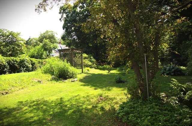 41 Worcester Street, Grafton, MA 01519