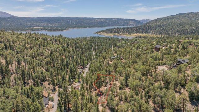1275 Fawnskin Drive, Fawnskin, CA 92333