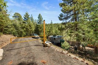 1275 Fawnskin Drive, Fawnskin, CA 92333