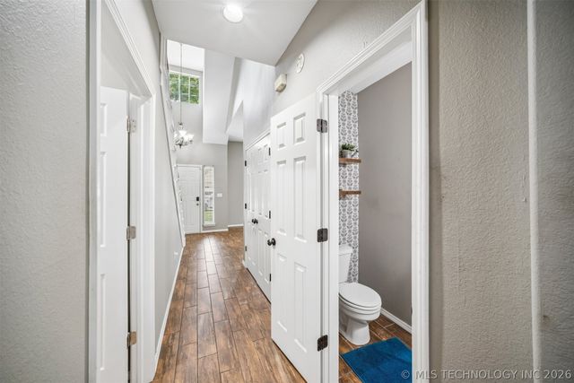 2909 W Oakland Street, Broken Arrow, OK 74012