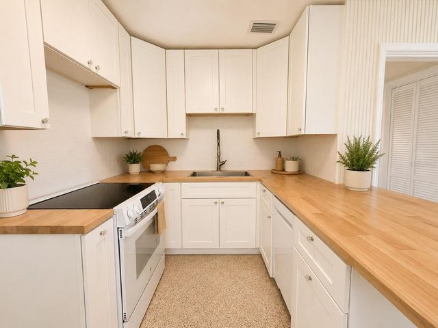 6299 34TH AVENUE N, St Petersburg, FL 33710