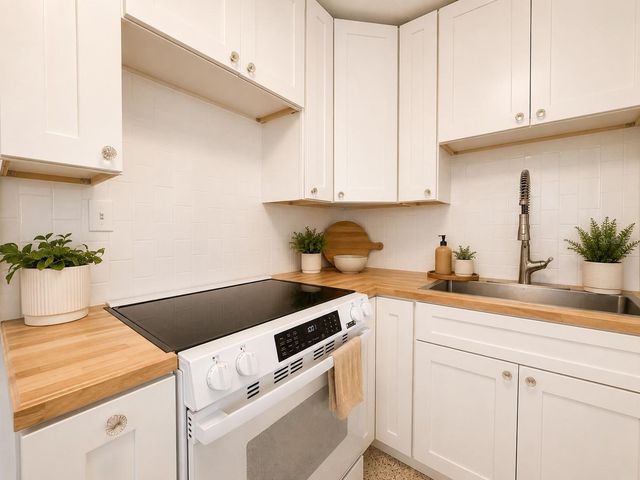 6299 34TH AVENUE N, St Petersburg, FL 33710