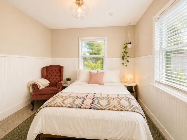6299 34TH AVENUE N, St Petersburg, FL 33710