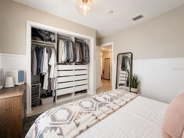 6299 34TH AVENUE N, St Petersburg, FL 33710