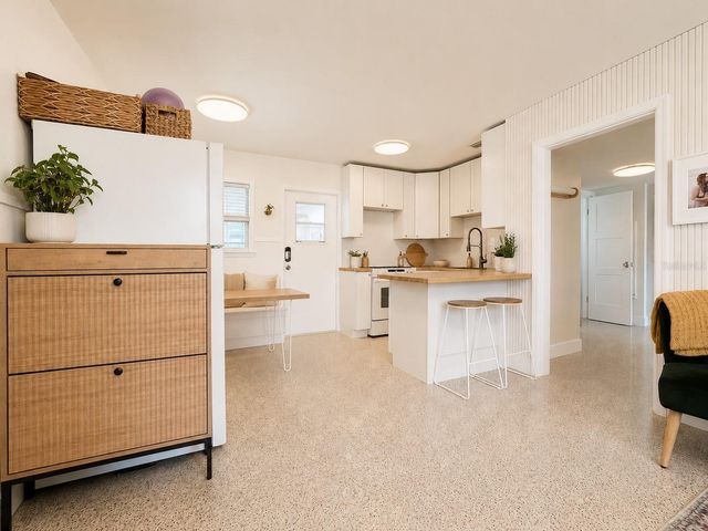 6299 34TH AVENUE N, St Petersburg, FL 33710