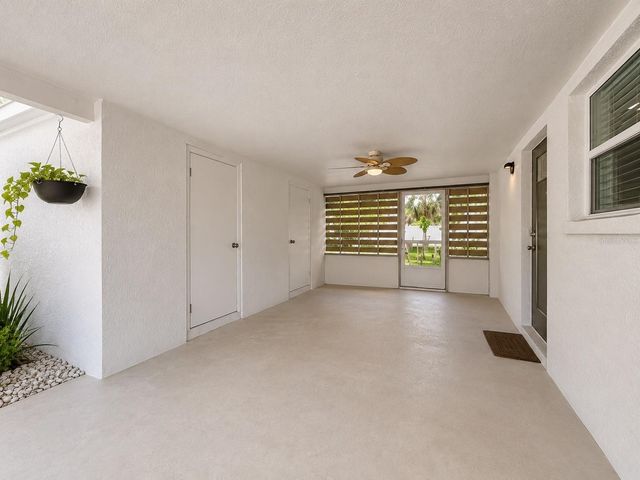 6299 34TH AVENUE N, St Petersburg, FL 33710