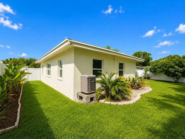 6299 34TH AVENUE N, St Petersburg, FL 33710