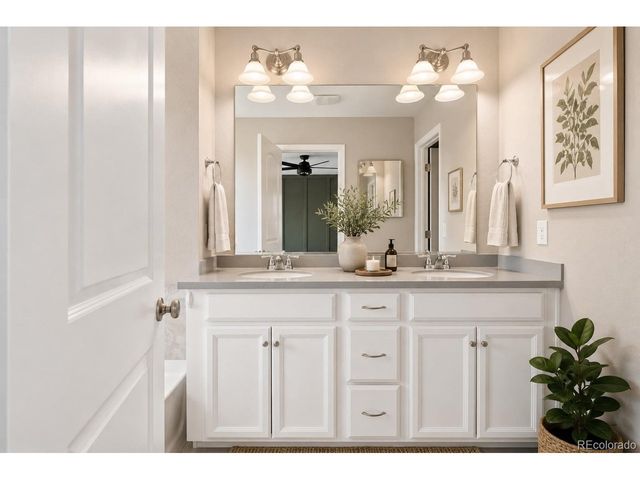 10869 E 25th Dr, Aurora, CO 80010