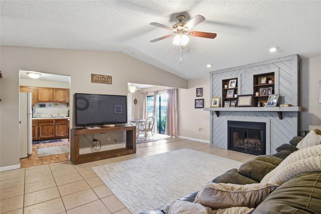 3028 WOOD SONG COURT, Mulberry, FL 33860