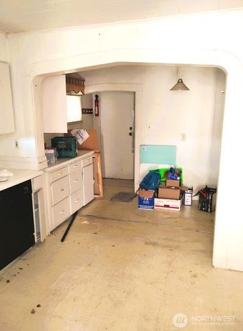 2218 W 5TH Street, Aberdeen, WA 98520